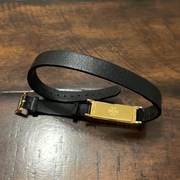 Cute Tory Burch Leather and Gold Bracelet. Like New Condition.👌 - Picture 3 of 6